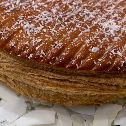 Galette des Rois, Noix de coco et chocolat noir Pérou 65% Nicolas Berger