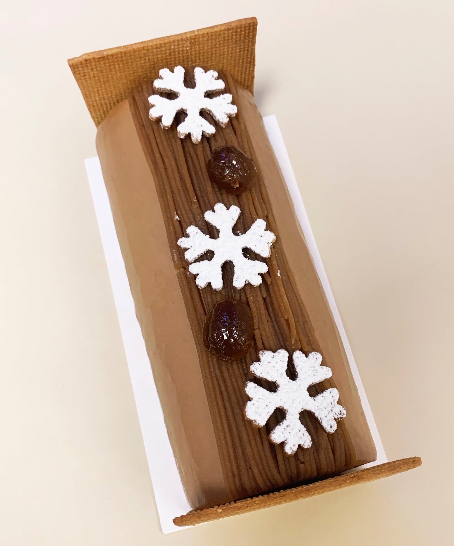 La Bûche "Châtaigne & Cassis"